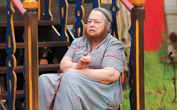 AMERICAN HORROR STORY -- Pictured: Kathy Bates as Ethel Darling. CR: Michele K. Short/FX