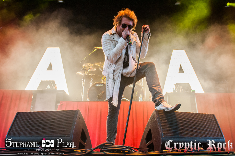 askingalexandria_mayhem2014_scrantonpa_stephpearl_20