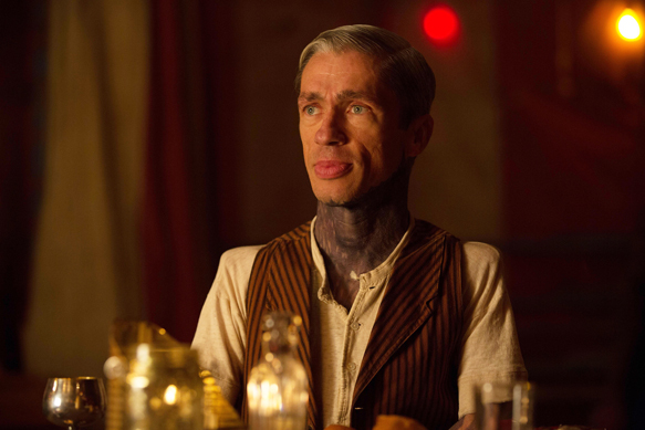 AMERICAN HORROR STORY: FREAK SHOW "Show Stoppers"- Episode 412 (Airs Wednesday, January 14, 10:00 PM e/p) --Pictured: Mat Fraser as Paul the Illustrated Seal. CR: Michele K. Short/FX