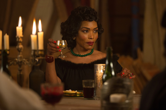 AMERICAN HORROR STORY: FREAK SHOW "Show Stoppers"- Episode 412 (Airs Wednesday, January 14, 10:00 PM e/p) --Pictured: Angela Bassett as Desiree Dupree. CR: Michele K. Short/FX