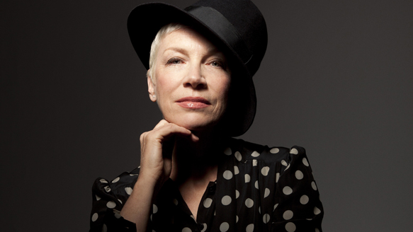 annielennox2_photocreditrobert-sebree-la-lennoxa-ltd.