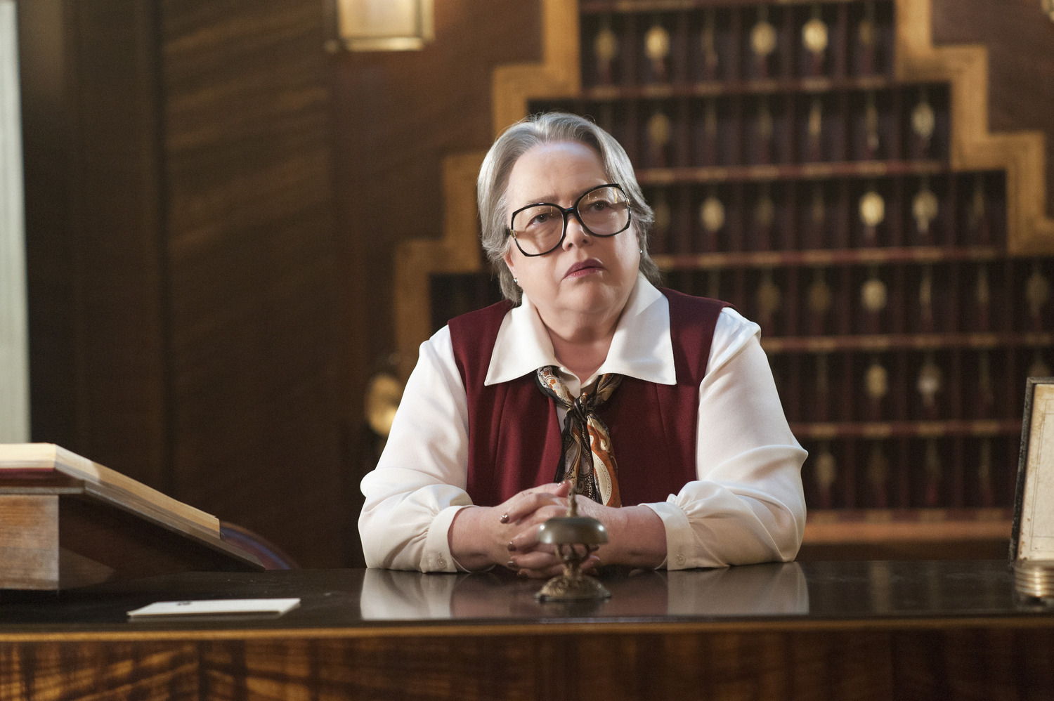 AMERICAN HORROR STORY -- "Checking In" Episode 501 (Airs Wednesday, October 7, 10:00 pm/ep) Pictured: Kathy Bates as Iris. CR: Suzanne Tenner/FX