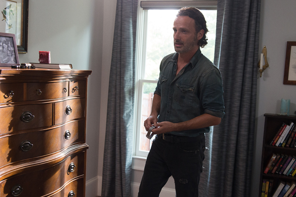 Andrew Lincoln as Rick Grimes - The Walking Dead _ Season 6, Episode 10 - Photo Credit: Gene Page/AMC