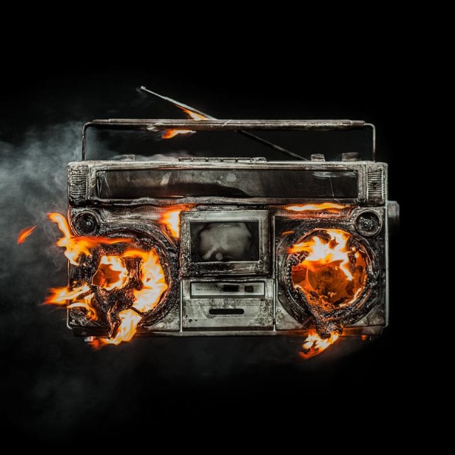 RevolutionRadio-640x640