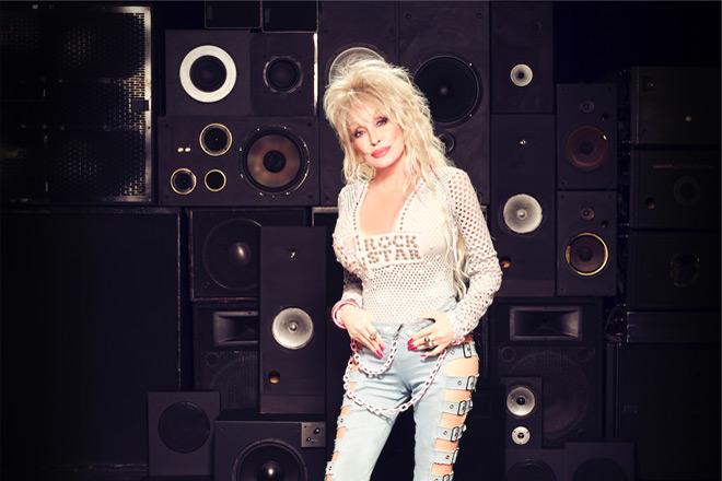 Dolly Parton Rockstar 2023 photo