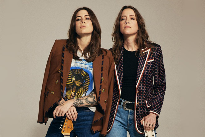 Larkin Poe 2025