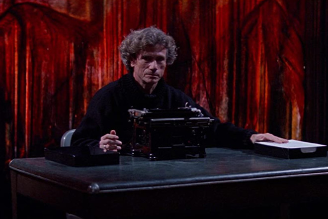 In the Mouth of Madness (1994)