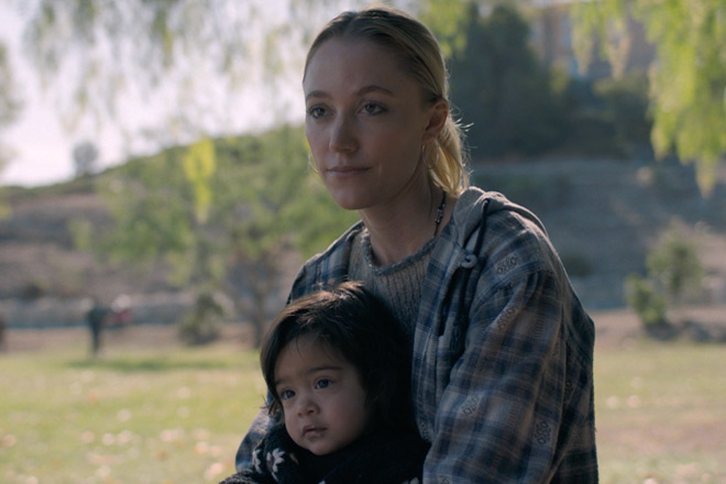 The Hand That Rocks the Cradle / 20th Century Studios (2025)