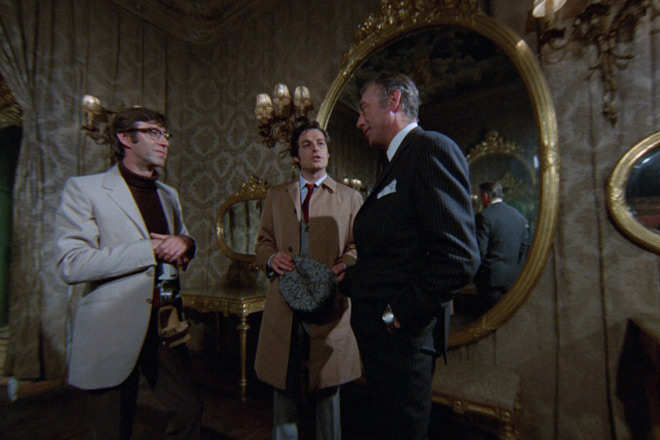 Death Packs a Suitcase (1972) 